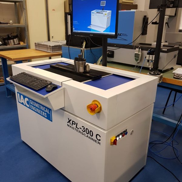 XPL-C 300 Workpiece airbearing table